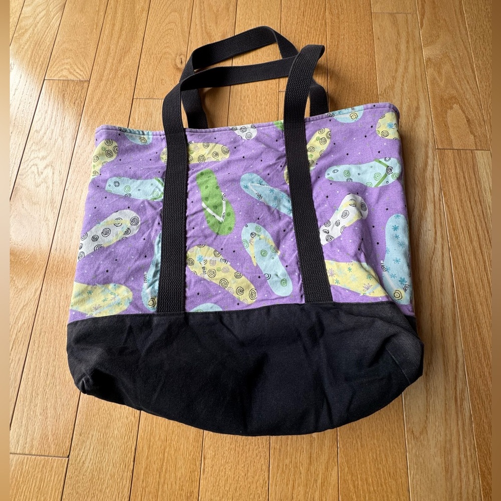 Canvas Flip-Flop Print Tote Bag in Purple and Black